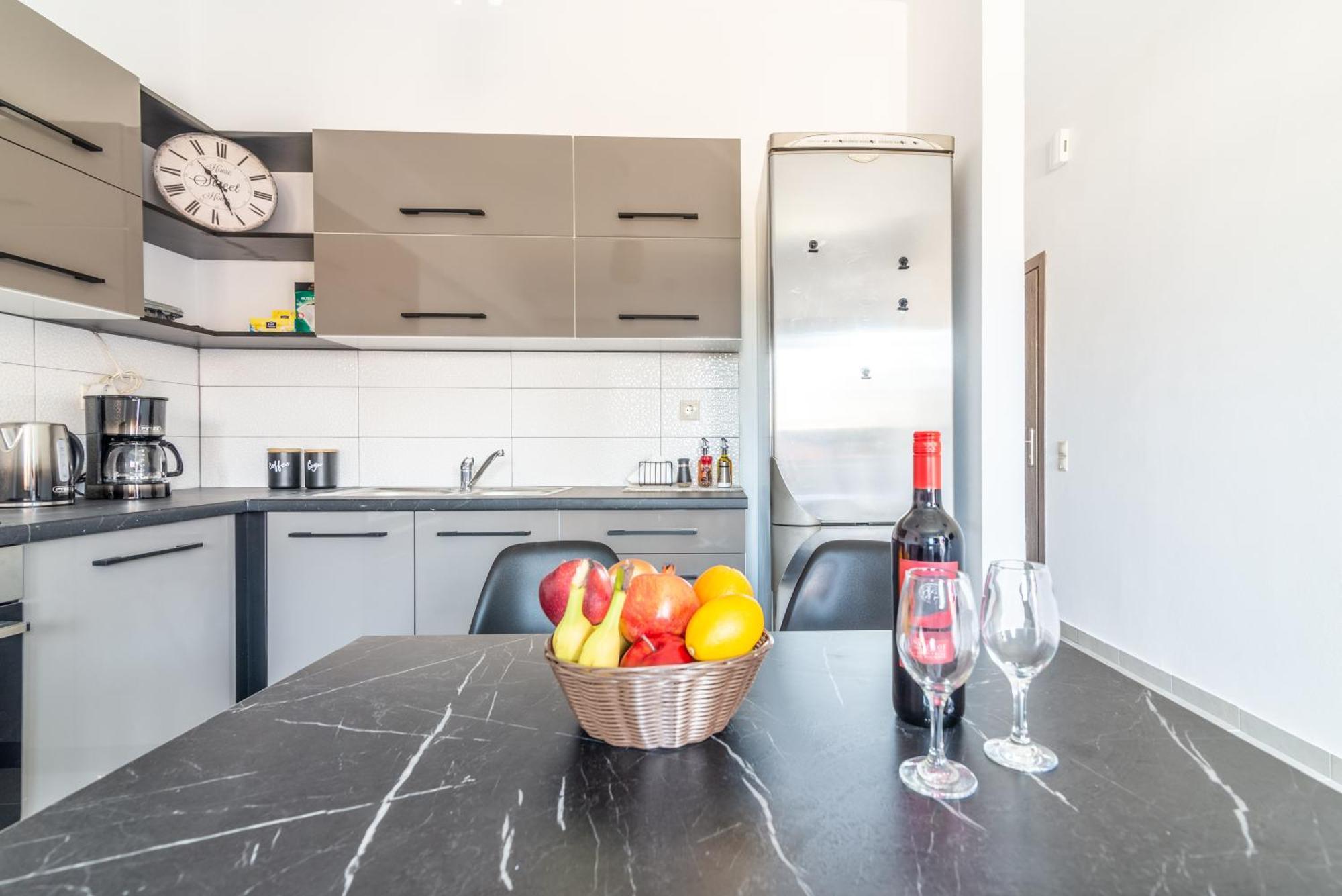 Modern Renovated For Relax Appartement *